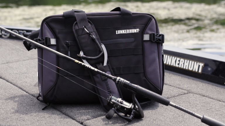 Lunkerhunt LTS AVID Messenger Bag - Tacklestream